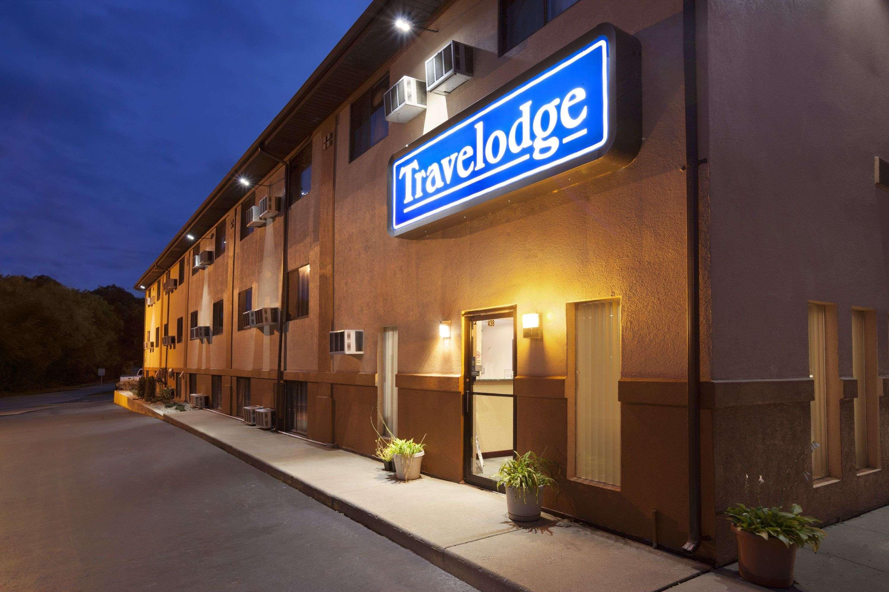 Travelodge By Wyndham La Porte/Michigan City Area Exterior foto
